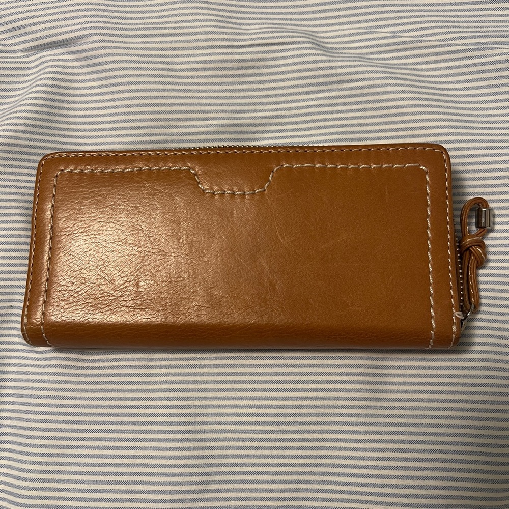 BANANA REPUBLIC leather wallet